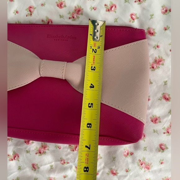 Elizabeth Arden Pink Clutch or Makeup Bag NWOT - Picture 6 of 7